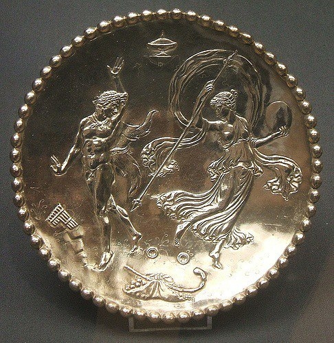 Клад римского столового серебра IV века из Милленхолла. 